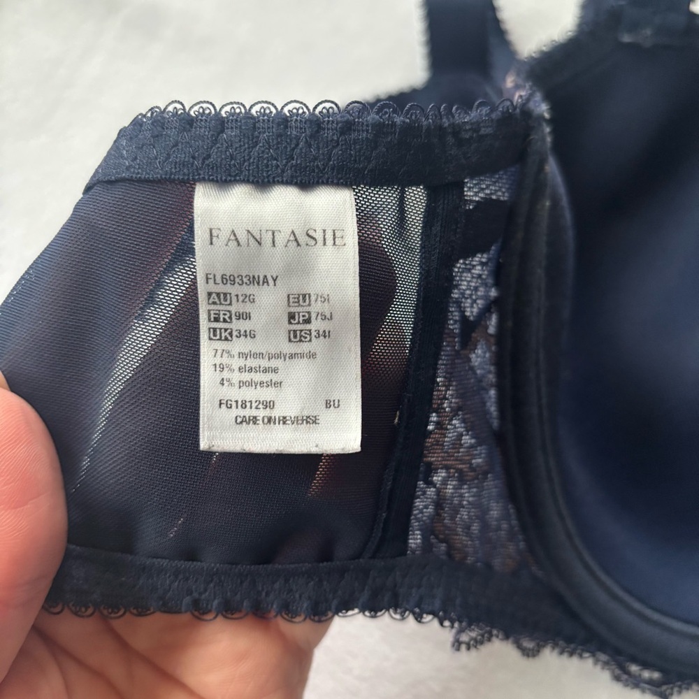 Fantasie Navy and Cream Lace padded half cup Bra 34G - Picture 6 of 6